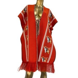 Vintage 1970s Woven knit Poncho Duster Bird Motif – Fringe Hem Free size